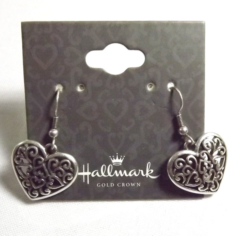 Open Your Heart! Hallmark Gold Crown Collection NOS Pierced Earrings